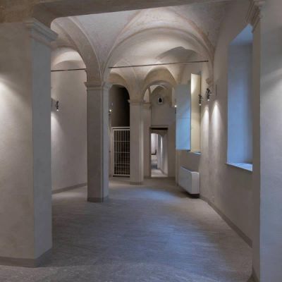 Pavimento In Beola Bianca Spazzolata